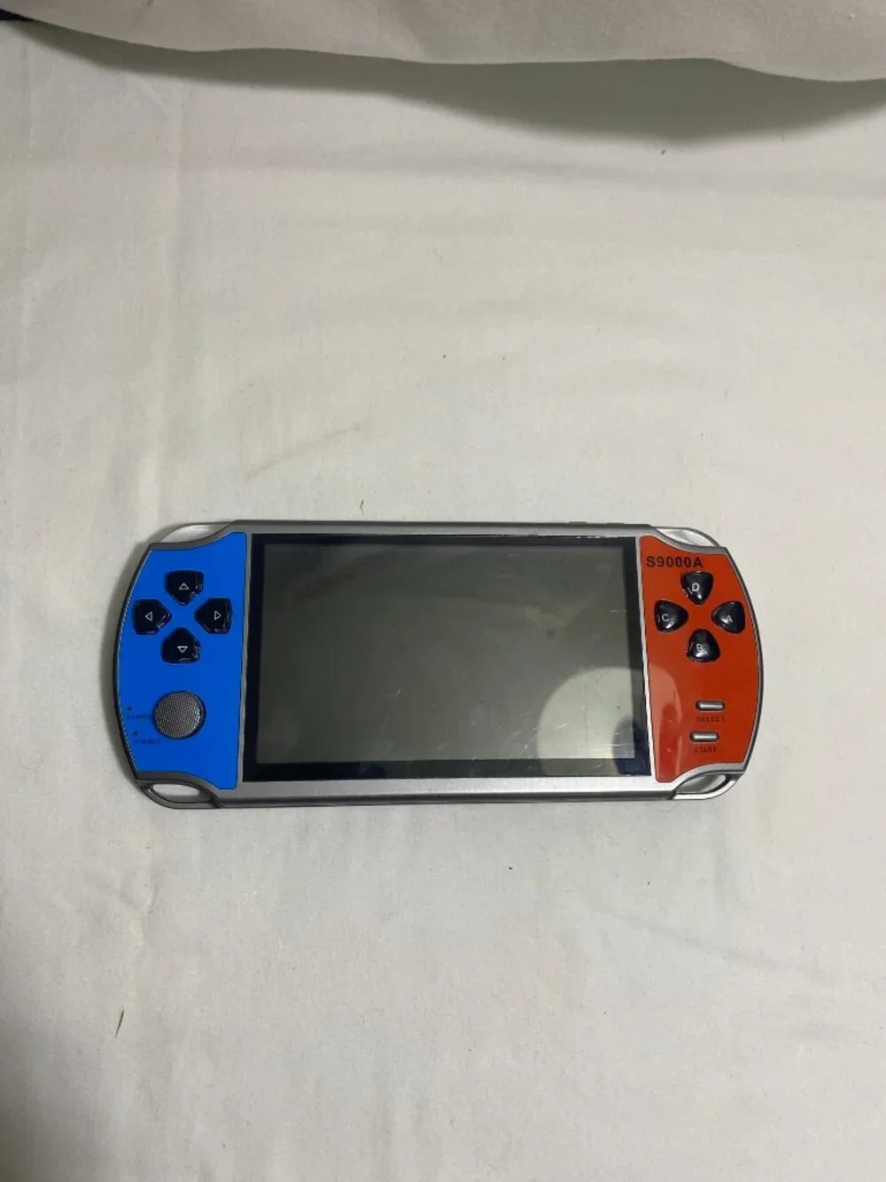S9000A Handheld Portable Retro Game Console 32GB Built-In Games Untested